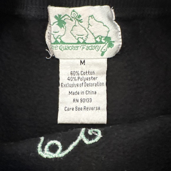 Quaker Factory‎ Women's Halloween Peek A Boo Sweatshirt Size M Black Cat Witch - Picture 3 of 4